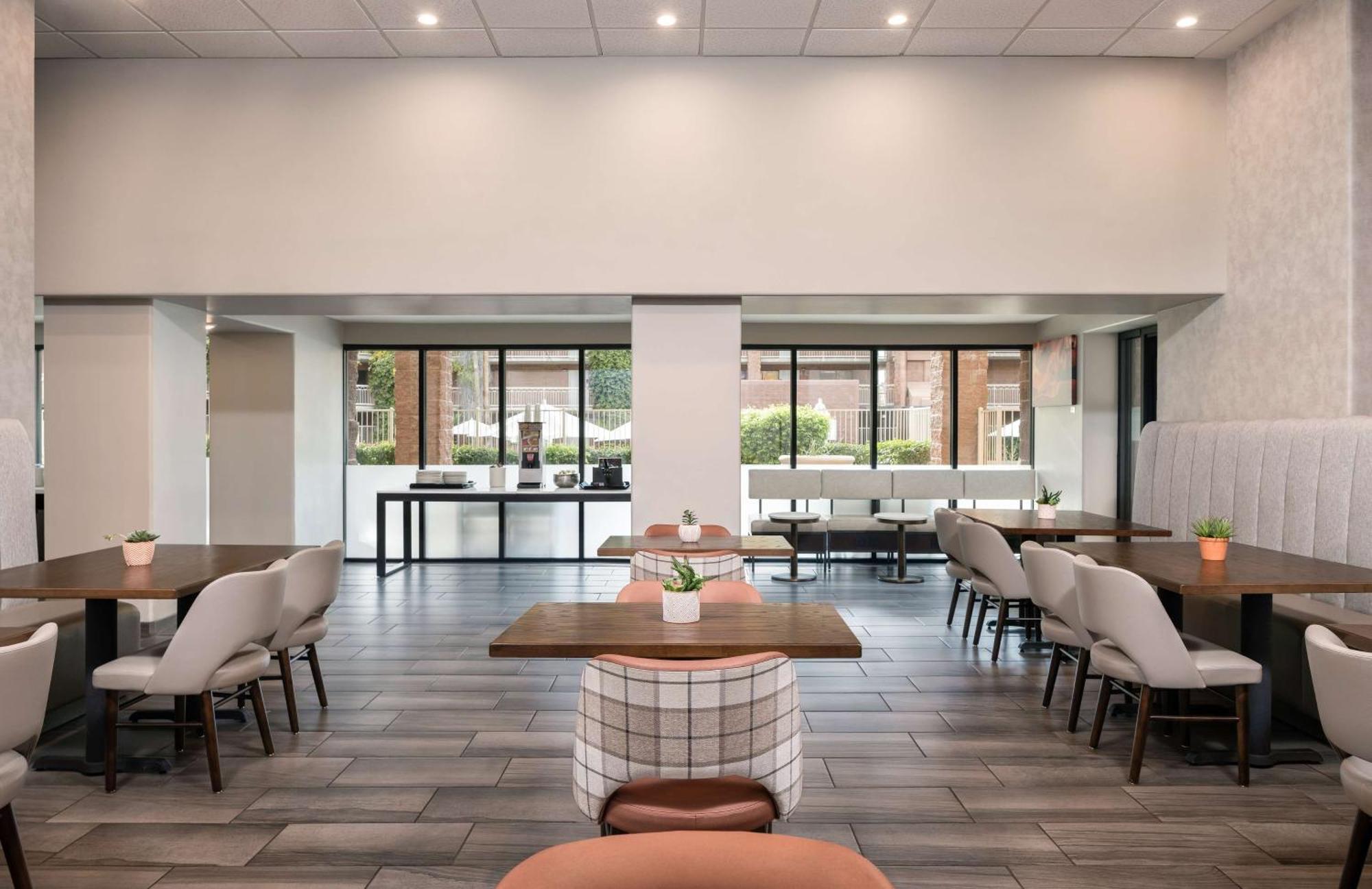Embassy Suites By Hilton Tucson East Eksteriør billede